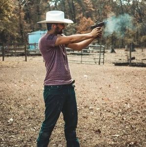 Meet your Posher, Alex